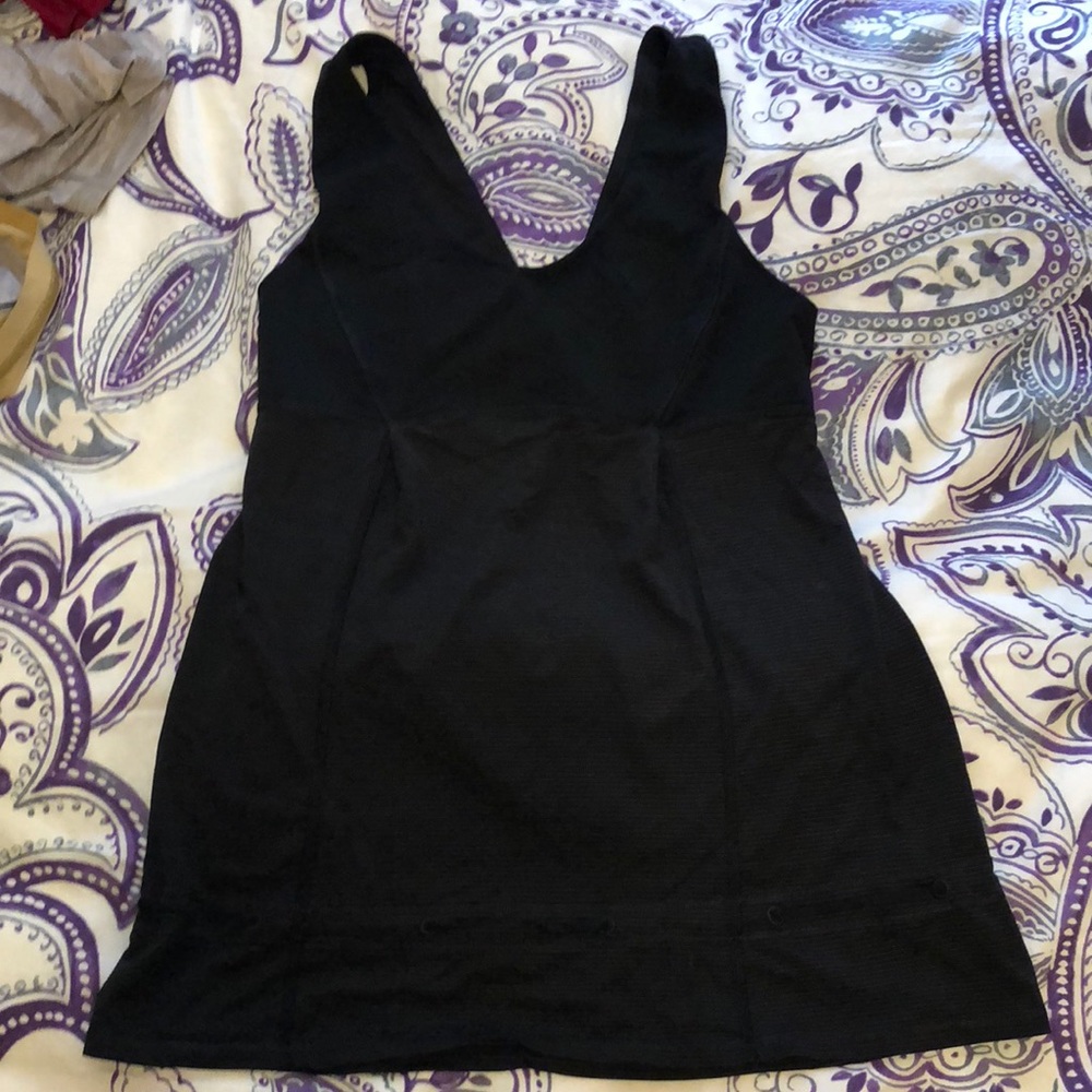Lululemon tank top